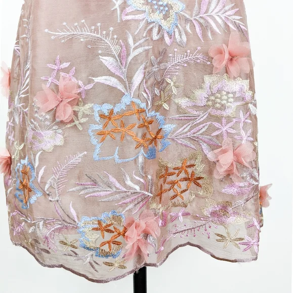 NWT Storia Embroidered Floral Mini Slip Dress, Size Medium - Picture 4 of 5
